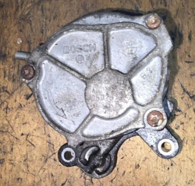 Peugeot 307 Brake Vacuum Pump 1.6 Hdi 2004 To 2010 X39 - Image 1 of 2