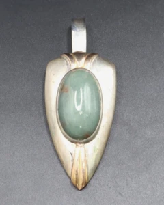 Sterling Silver 925 Oval Green Aventurine Gold Plated Accent Dagger Pendant - Picture 1 of 3