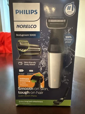 Recortadora de cuerpo e ingle a prueba de ducha Philips Bodygroom Series 5000 BG5025/40 Norelco Foto 1 de 4