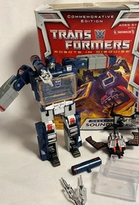 Transformers Robots in Disguise G1 Series Commemorative Edition Soundwave - Picture 1 of 18