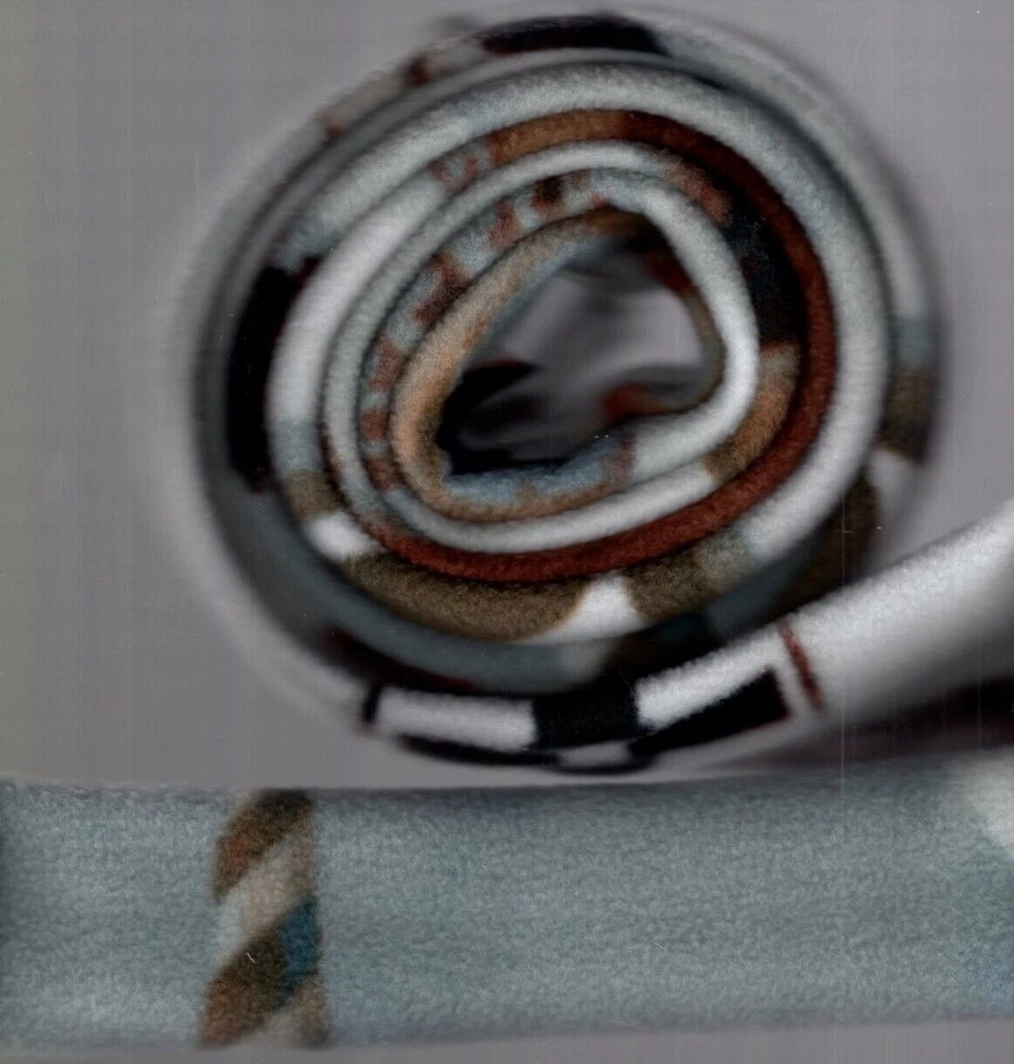 Capa de mangueira isolante CPAP BiPAP para faróis de lã de poliéster de 6 a 9 pés - Imagem 1 de 1