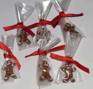 Galletas de hombre de pan de jengibre envueltas para casa de muñecas decoradas sueltas  - Imagen 1 de 4