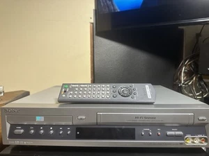 Sony SLV-D100 DVD/VCR Combo Player VHS Recorder | With Remote CIB - Picture 1 of 6
