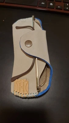 funda gafas señora todo cuero se adapta a gafas de sol, lectores, prescripción. Hecho a mano Foto 1 de 4