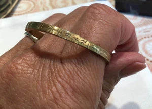 Vintage 120 Gold Shell Child’s Engraved Bangle, Good Condition - Picture 1 of 13