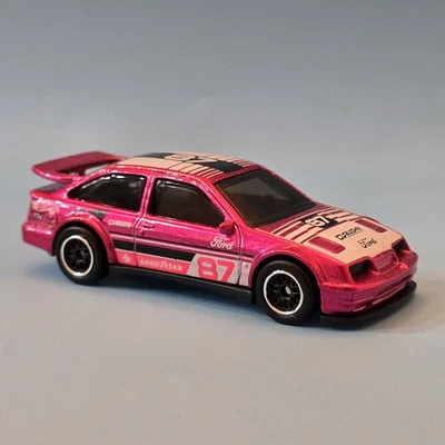 HOT WHEELS 2026 SUPER TREASURE HUNT 87 FORD SIERRA COSWORTH - LOOSE - Image 1 of 4