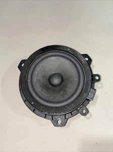 🟢 KIA RIO 2017-20 Left front DOOR SPEAKER 96330H8000 - Picture 1 of 3