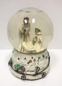 Sankyo Krippe musikalisches Schneekugellied "Kleine Stadt Bethlehem" - Bild 1 von 6