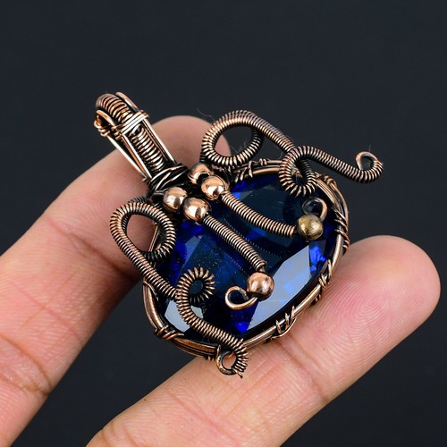 VETEMENTS Ciondolo Pietra Preziosa Quarzo Zaffiro Blu Fatto a Mano Gioielli Filo Avvolgimento Rame Regalo