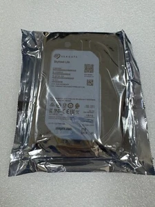 New Seagate SkyHawk ST2000VX007 2TB SATA 3.5" Hard Drive - Afbeelding 1 van 3