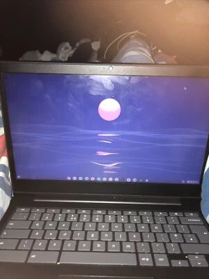 Lenovo Chromebook S345-14AST 14" (32GB eMMC, AMD A4-9120C, 2.4GHz, 4GB RAM - Image 1 of 2