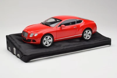 100139922 Bentley Continental GT St. James Red Minichamps 1/18 - Photo 1/4