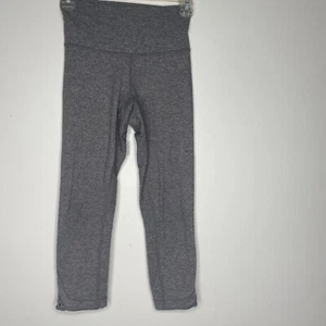 Lululemon Woman’s Sz 6 Grey Align High Rise Leggings Capri Activewear Yoga Pant - Picture 1 of 9