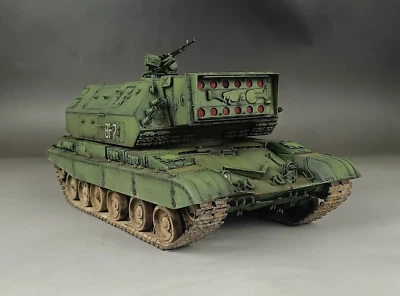 1/35 Built Russia 1K17 Compression 'Stiletto' Laser Tank Model - Image 1 of 4