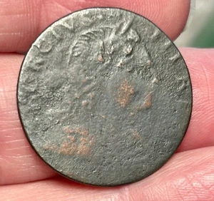Non-Regal SIMIAN Halfpenny 1772 - Picture 1 of 2