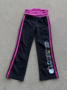 Hello Kitty Girls Yoga Pants - Picture 1 of 4