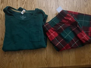 Cuddl Duds Two piece pajamas set green red plaid size tall medium - Picture 1 of 6