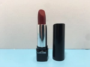 LANCOME - ROSSETTO L'ABSOLU NU ROUGE - 3389 ROUGE RESILLE - 0,12 OZ - NUOVO - Foto 1 di 1