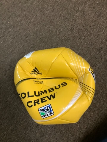 Addidas MLS Columbus crew Soccer Ball, Size 4 Yellow Tropheo match ball replica Cover