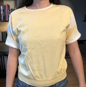 Yellow and White 80's Vintage Sweatshirt - Women's Top Small - clean, no holes - Picture 1 of 4