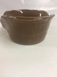 Vintage Pottery~ Sculpted Leave ~Bowl ,Made in Portugal. Vintage Fall Item. - Picture 1 of 12