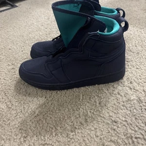 Size 9 Air Jordan’s retro zip High black and blue - Picture 1 of 7