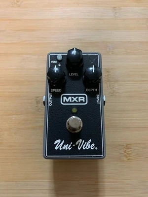 Педаль вибрато MXR M68 Uni-Vibe хор - Изображение 1 из 4