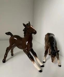 Vintage Small Beswick Bay Foal X 2 - Picture 1 of 5