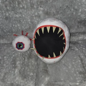 2 TERRARIA Eye of Cthulhu Feature Large And 4" Plush Toys - Picture 1 of 16