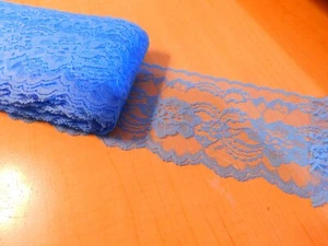 Raschel Scalloped 4" borde de encaje azul Bonnie 9 yardas. (Poliéster) - Imagen 1 de 1