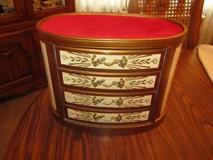 Jewelry Chest Box, Oval, 4 Draw, Red Velvet, Cream Gold, from Japan (Prestige) - Picture 1 of 15
