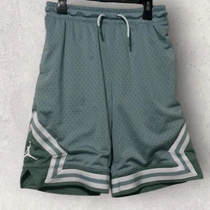 Kids Jordan Dri Fit Sport Diamond Shorts Green Team Shorts Size XL - Picture 1 of 4