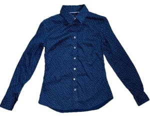 Camicia Banana Republic blu navy cuore con bottoni 4P Petite 4 preppy stravagante - Foto 1 di 6
