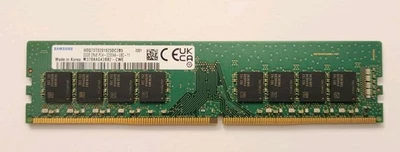 RAM Samsung 32GB 2Rx8 DDR4-3200 M378A4G43BB2-CWE  non-ECC unbuffered DIMM - Image 1 of 3