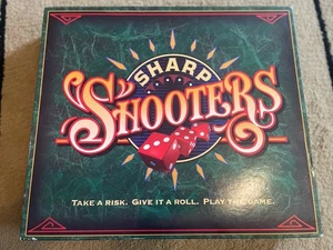 Juego de Mesa Sharp Shooters Dados (Milton Bradley, 1994) Completo Caja Menor Daños - Imagen 1 de 3