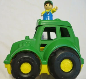 Mega Bloks John Deere Toy Tractor includes Farmer Driver - Picture 1 of 10