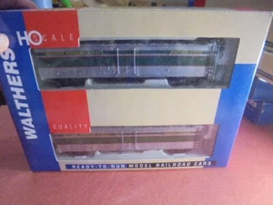 Walthers HO 932-26249 50’ REA Express Reefer [2-Pk] [Schema a strisce] - Foto 1 di 1