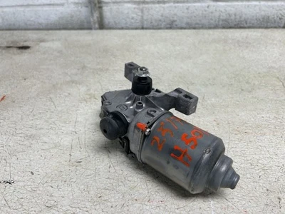 2015 LEXUS LX570 OEM Windshield Wiper Motor Part Number 8511060400 - Image 1 of 4