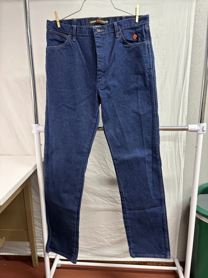 Wrangler FR Flame Resistant Jeans Size 36x36 Relaxed Fit  NWOT NFPA 2112 70E - Image 1 of 4