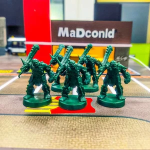 Figura de acción de repuesto #2 sistema de juego de mesa Avalon Hill HeroQuest para juegos 5 piezas - Imagen 1 de 3