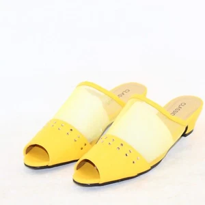 Classique womens slip on 2" heel dress shoes size 9.5 M open toe yellow NEW - Picture 1 of 6