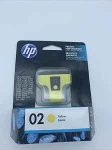 HP 02 Printer Ink Cartridge - Yellow - Warranty Ends 12/17 - Picture 1 of 2