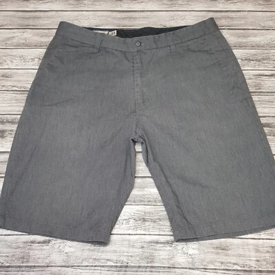 Volcom Size 33 Men Shorts Casual Wear Slash Pockets Gray - Image 1 of 4