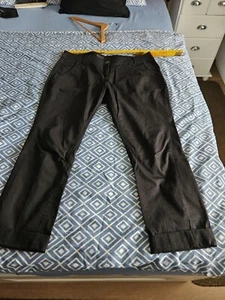 Schwarze Tiefschritthose Gr. 40 Von S.Oliver, nur 1mal getragen - Bild 1 von 6