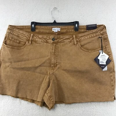 Pantalones cortos de mezclilla Ava & Viv Rust corte 26W para mujer tiro medio elásticos Foto 1 de 4