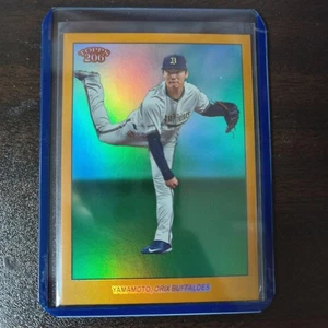 Topps 2023 NPB 206 Yoshinobu Yamamoto Parallel 50 Silicard Baseballkarte - Bild 1 von 2
