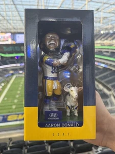 Los Angeles LA Rams 2025 Aaron Donald Goat Bobblehead 23.11.25 SGA - Bild 1 von 3