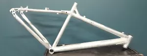 Vintage V2 17" Hardtail Mountain Bike Frame | Aluminum | 26" Wheels - Picture 1 of 5