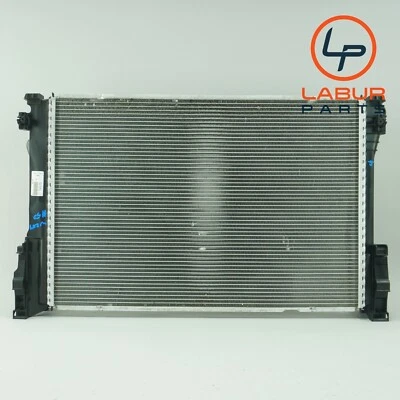 Radiador de refrigeración por agua motor W204 12-16 Mercedes C250 E250 SLK250 SLK350 Z5128 Foto 1 de 4