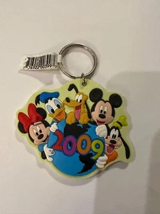 #2713 Disney Key Chain, 2.5 x 3" in size, Year 2009 - Picture 1 of 4